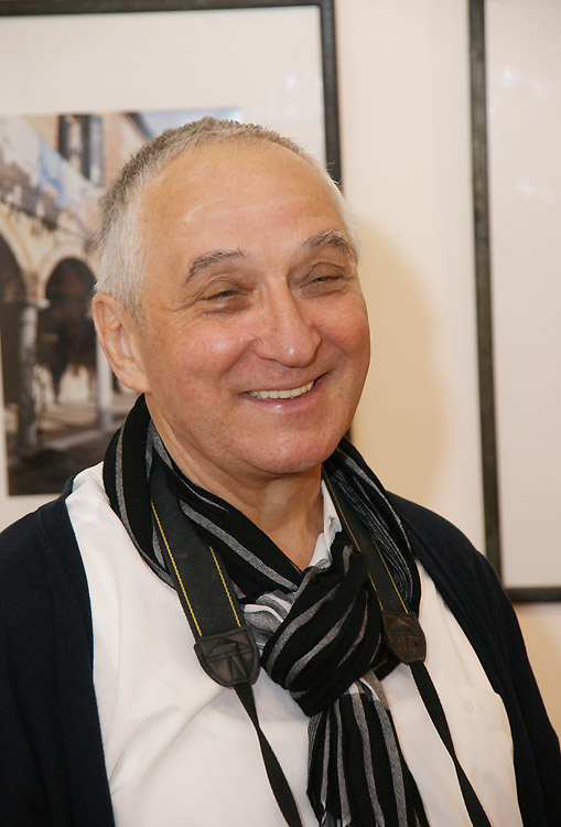Владимир Пешков