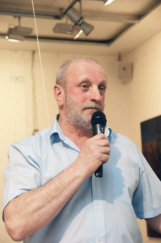 Евгений Линов
