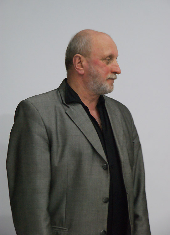 Евгений Линов
