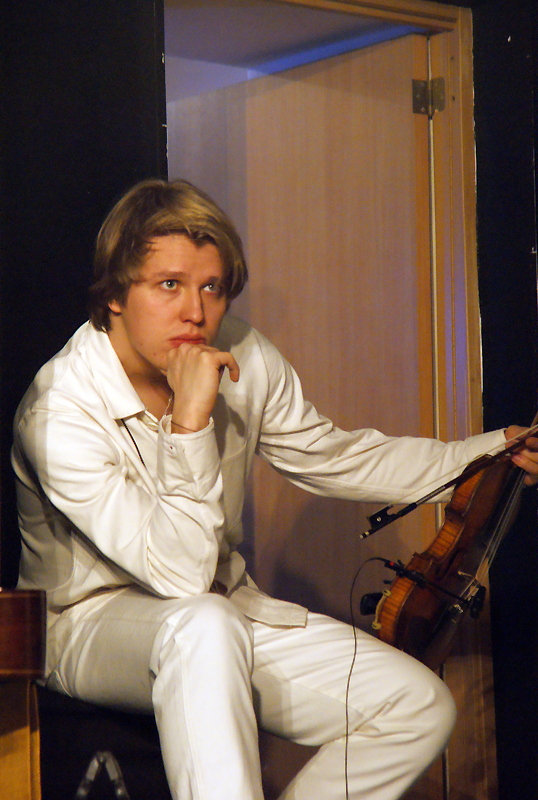 Елисей Захаренков