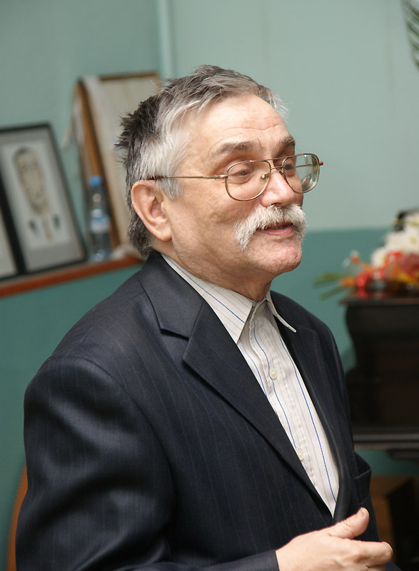Сергей Стратановский