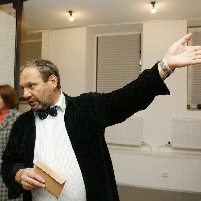 Юрий Молодковец