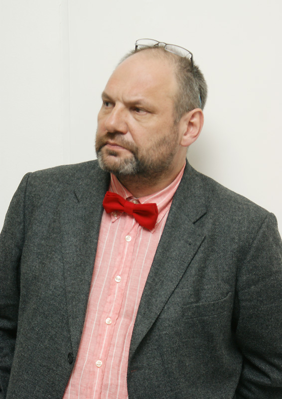 Юрий Молодковец