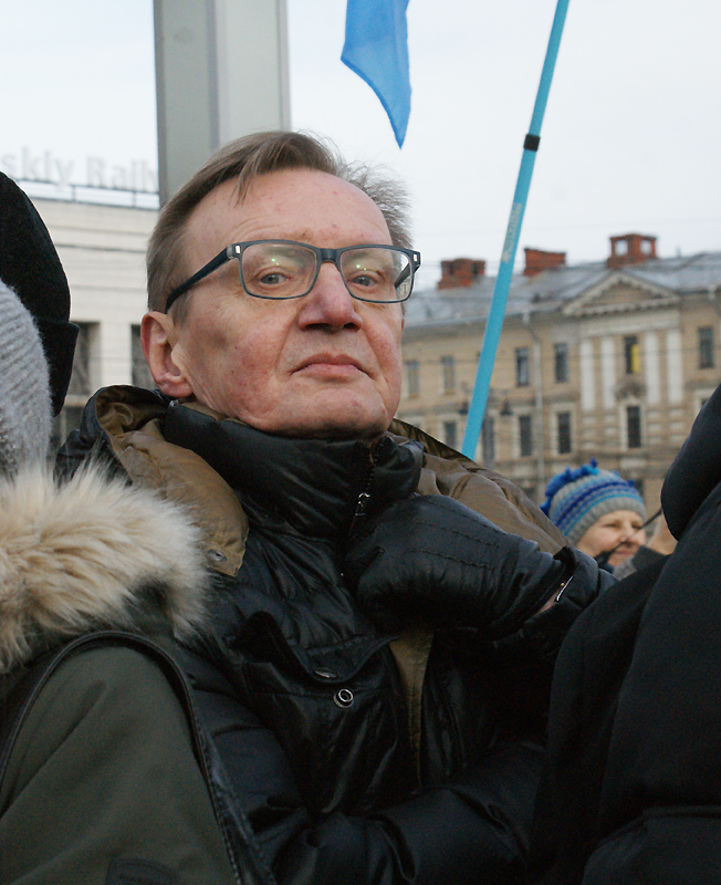 Владимир Костюшев