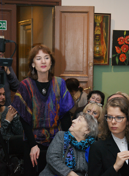 Елена Петрова