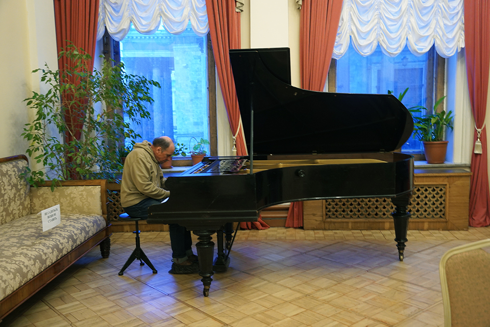 Александр Ромодин