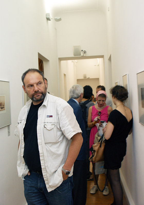 Юрий Молодковец