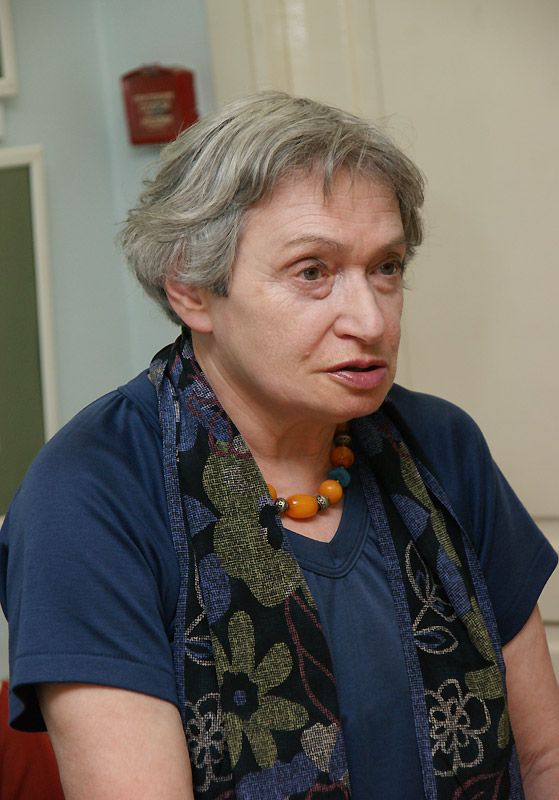 Изабелла Белят