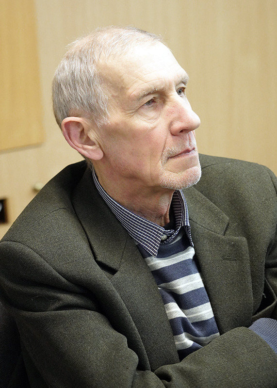 Виктор Ушаков
