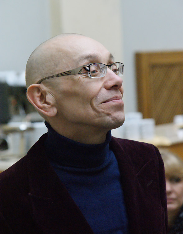 Анвар Либабов