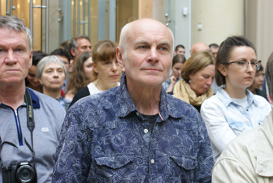 Дмитрий Каминкер