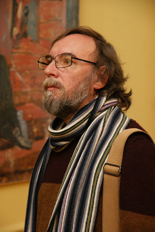 Владимир Комельфо