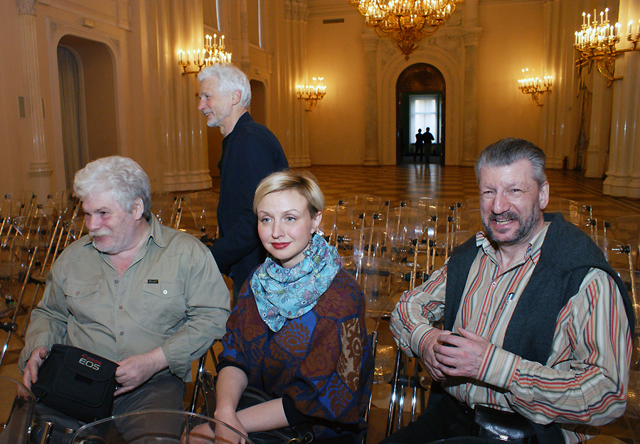 Яков Кальменс, Дмитрий Конрадт, Анна Величко, Яша Крайний