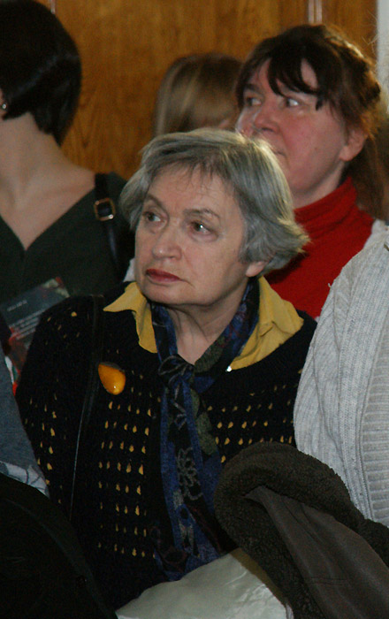 Изабелла Белят