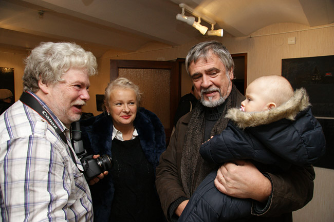 Яков Кальменс, Юлия Сопина, Александр Андрущенко