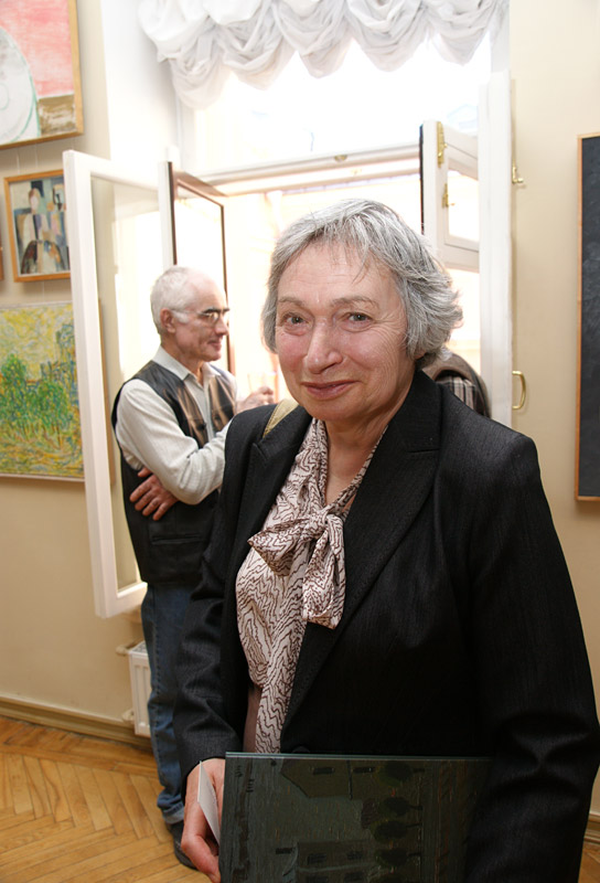 Изабелла Белят