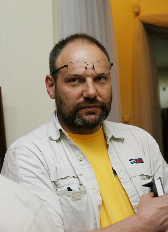 Юрий Молодковец