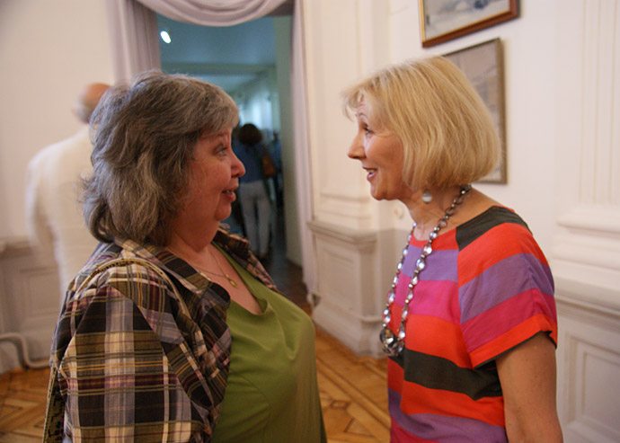 Нина Аршакуни, Марина Джигарханян