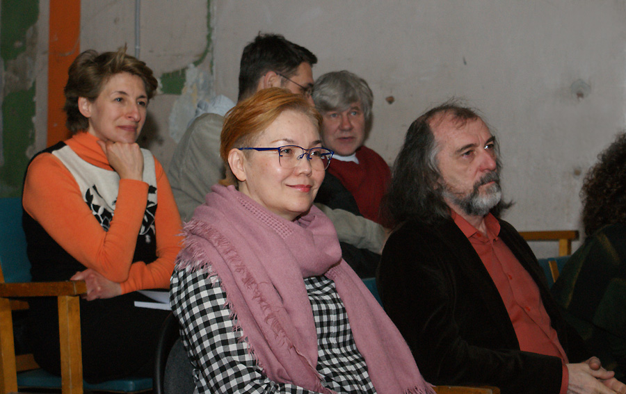 Светлана Фурэр, Айша Львова