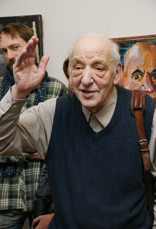 Лев Сморгон