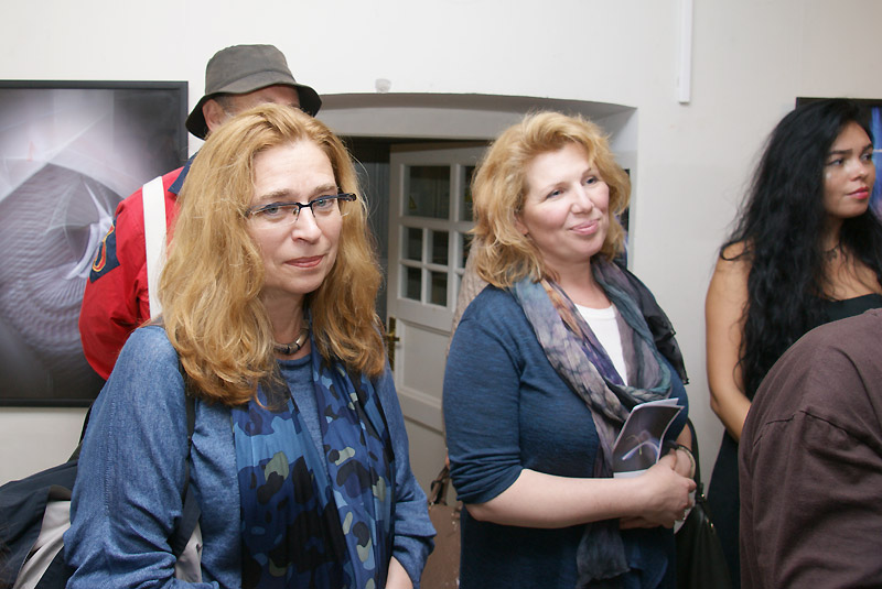 Елена Боровко, Луминица Табурца, Paola Diaz Silva