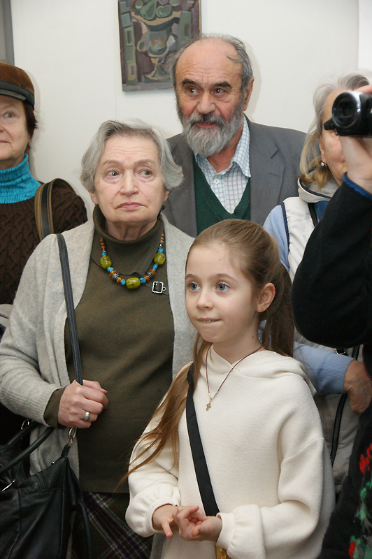 Изабелла Белят, Николай Благодатов