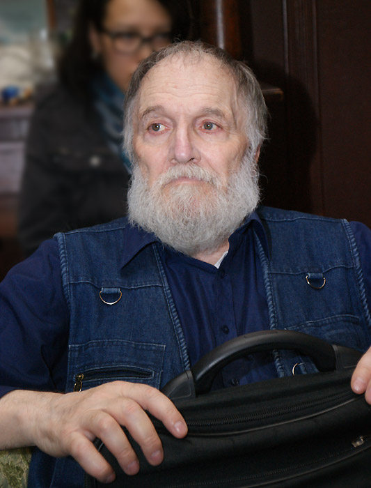 Анатолий Михайлов