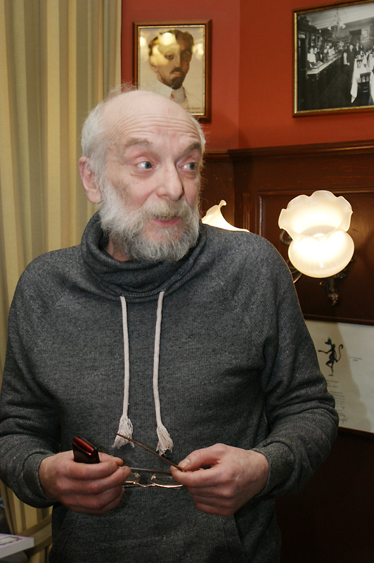 Николай Голь