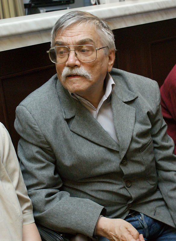 Сергей Стратановский