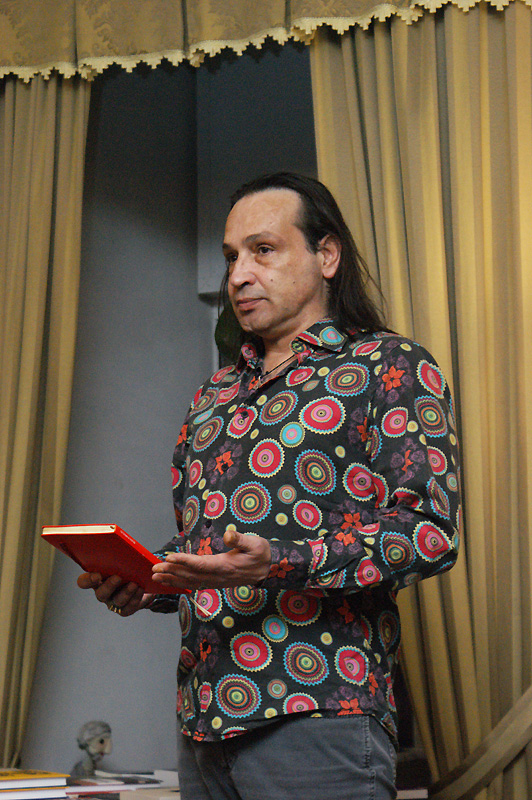 Артур Молев