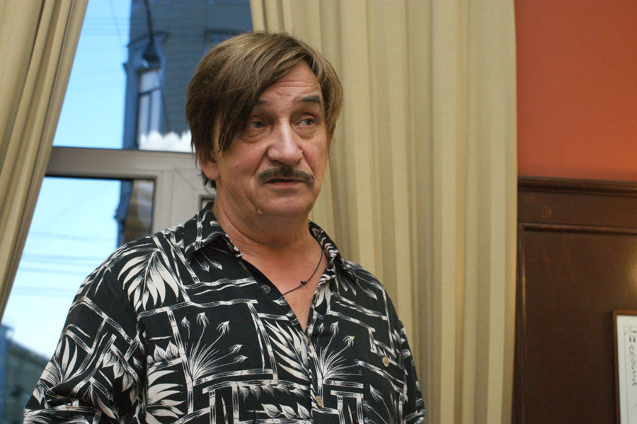 Виктор Тихомиров
