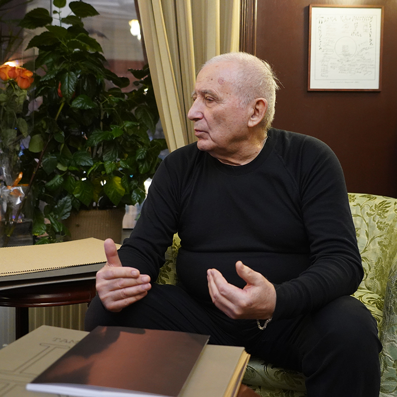 Валерий Мишин