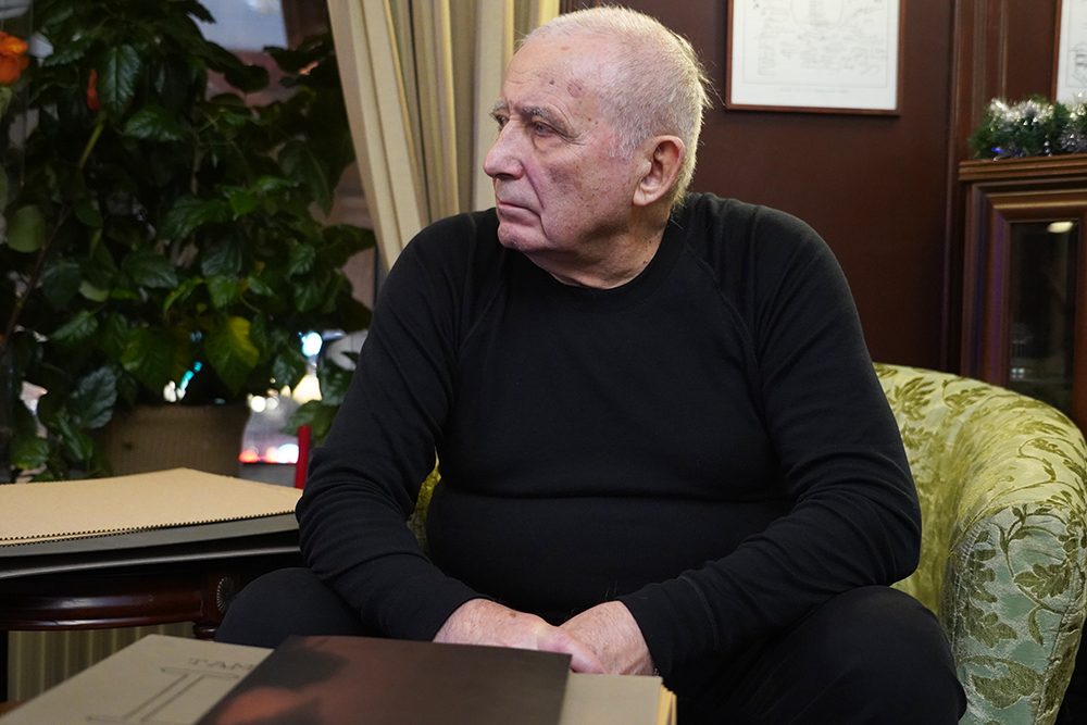 Валерий Мишин