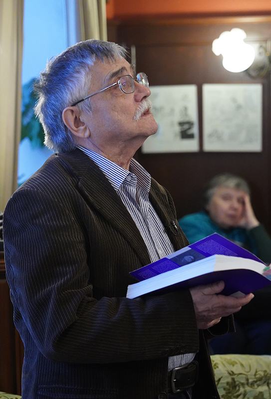 Сергей Стратановский