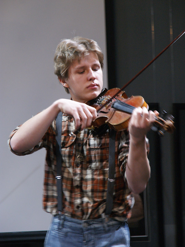 Елисей Захаренков