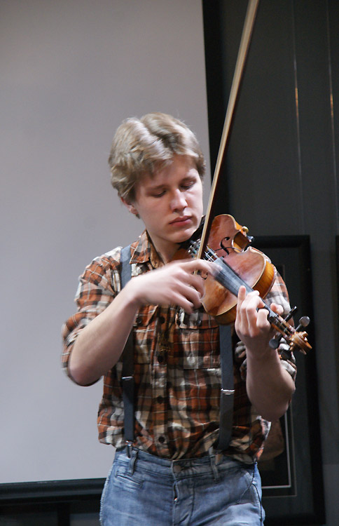 Елисей Захаренков