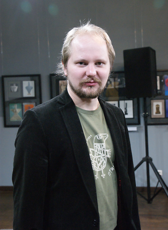 Илья Захаренков