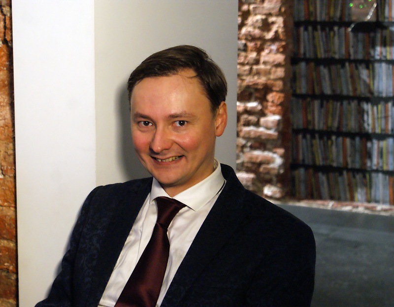 Дмитрий Ольшанский