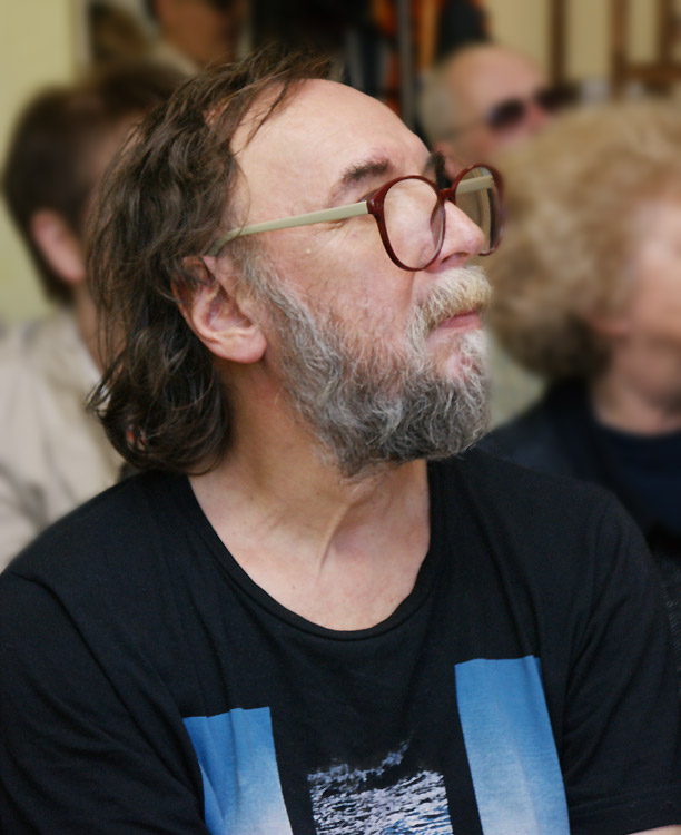 Владимир Комельфо