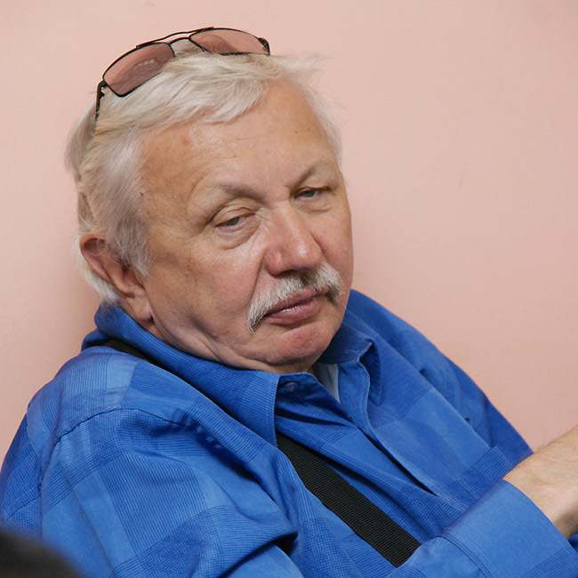 Вениамин Менуха