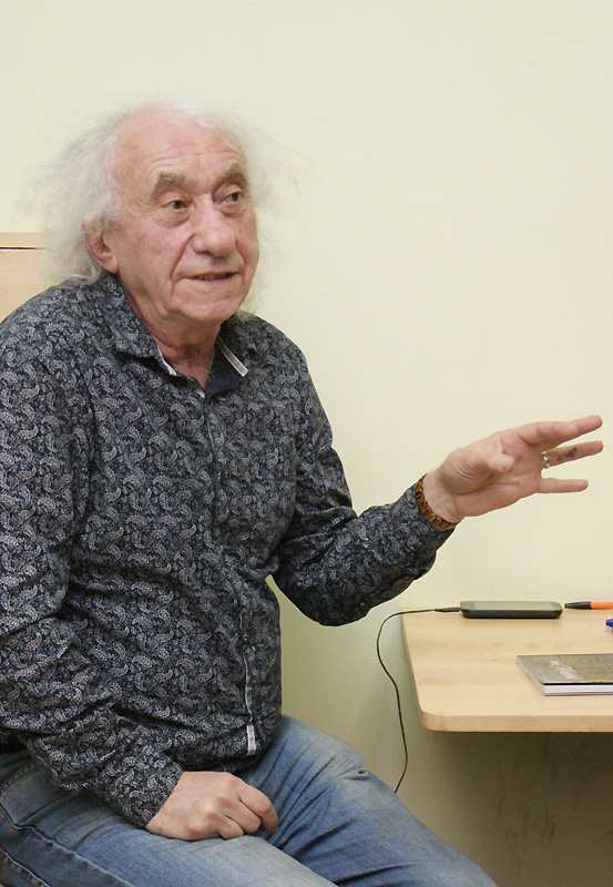 Анатолий Заславский