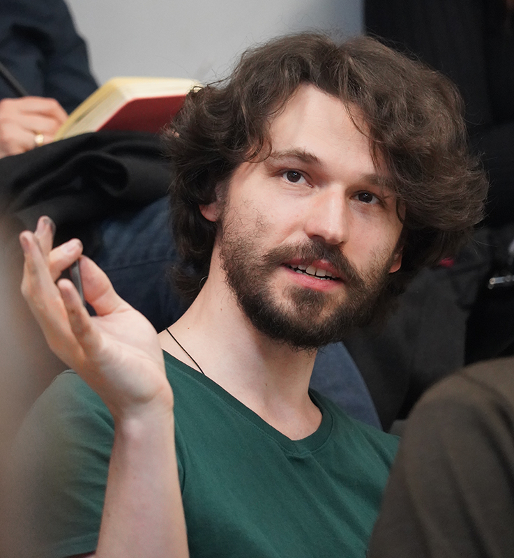 Илья Овсянников