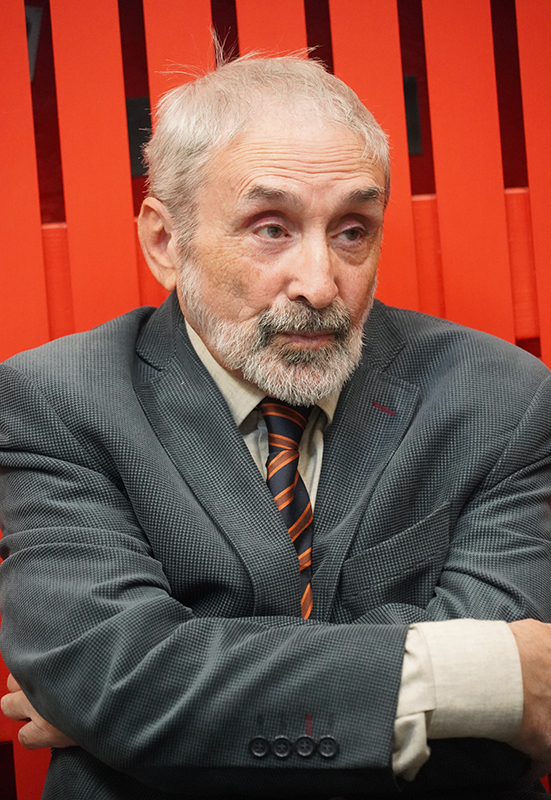 Валерий Сажин