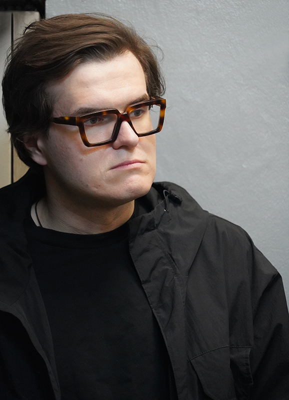 Дмитрий Анисимов