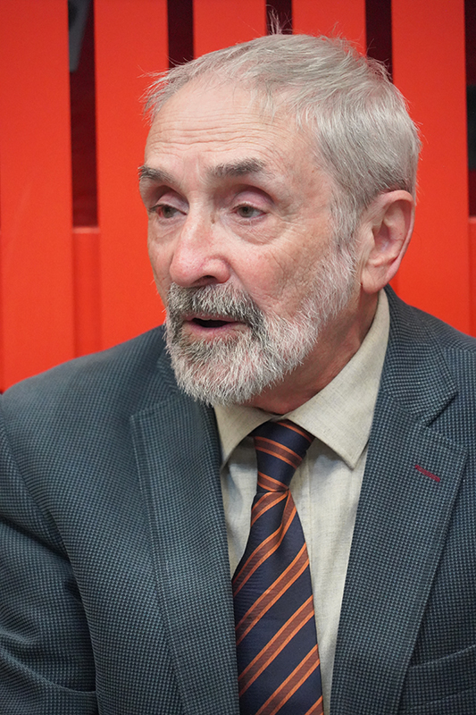 Валерий Сажин