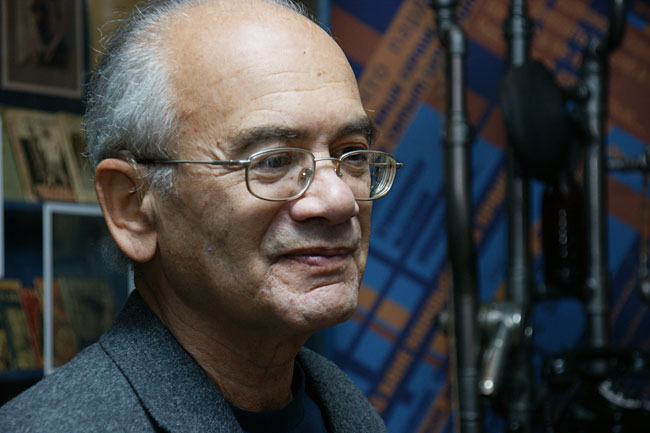 Александр Кушнер