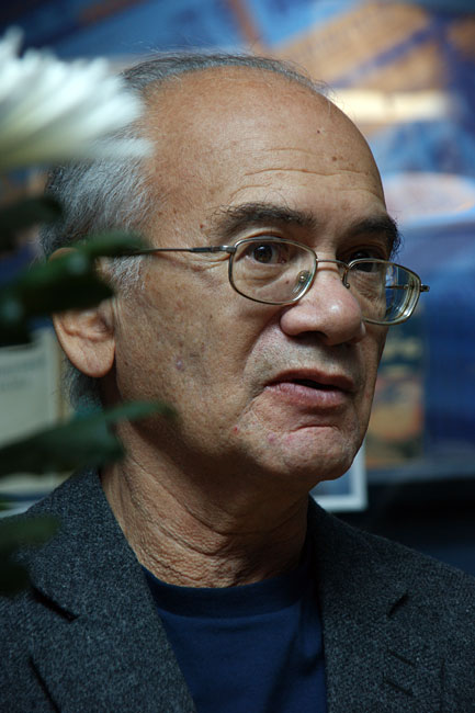Александр Кушнер