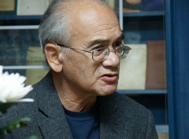 Александр Кушнер