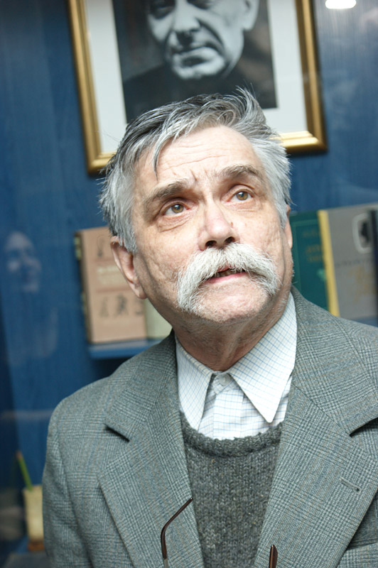 Серегей Стратановский