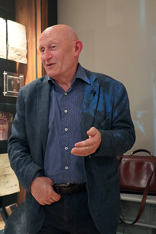 Александр Мелихов
